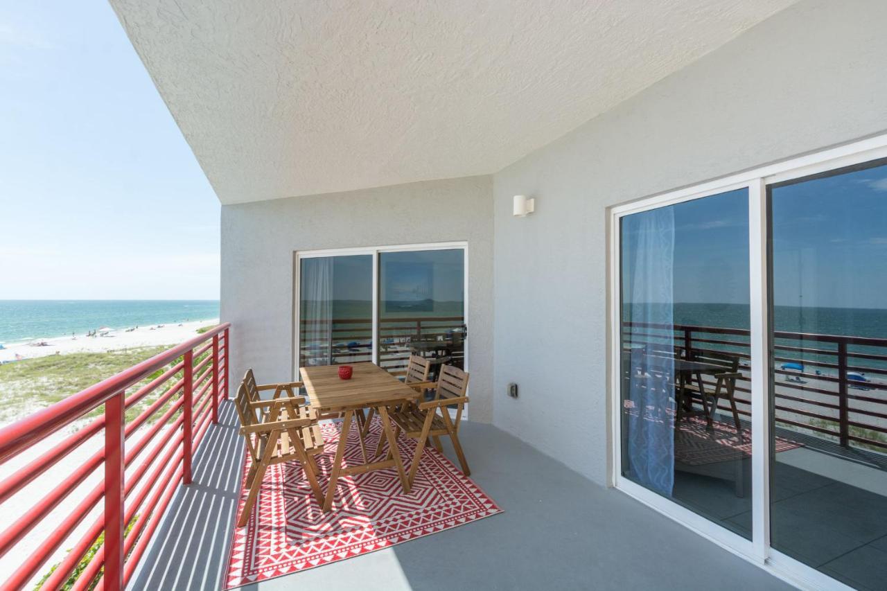 301 Crimson Condos St. Pete Beach Exteriér fotografie