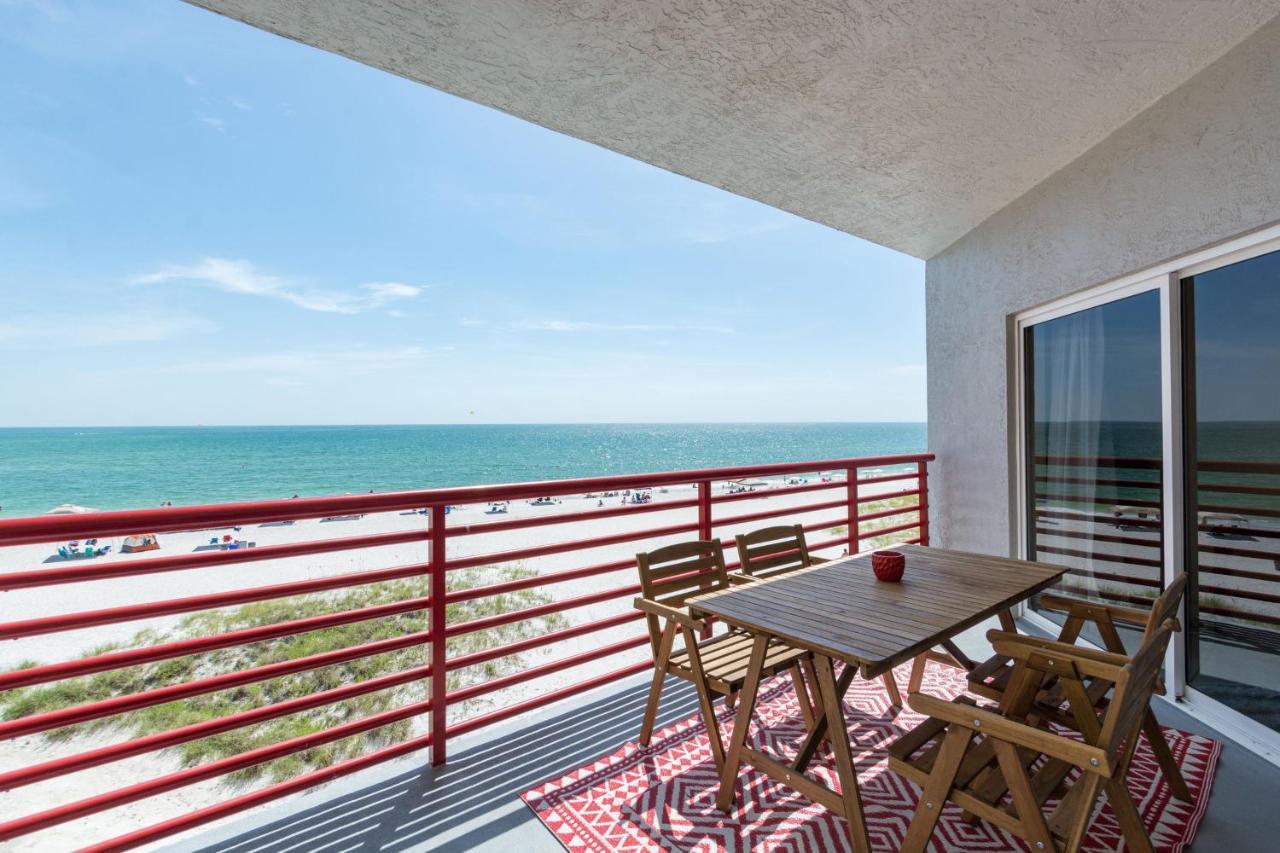 301 Crimson Condos St. Pete Beach Exteriér fotografie